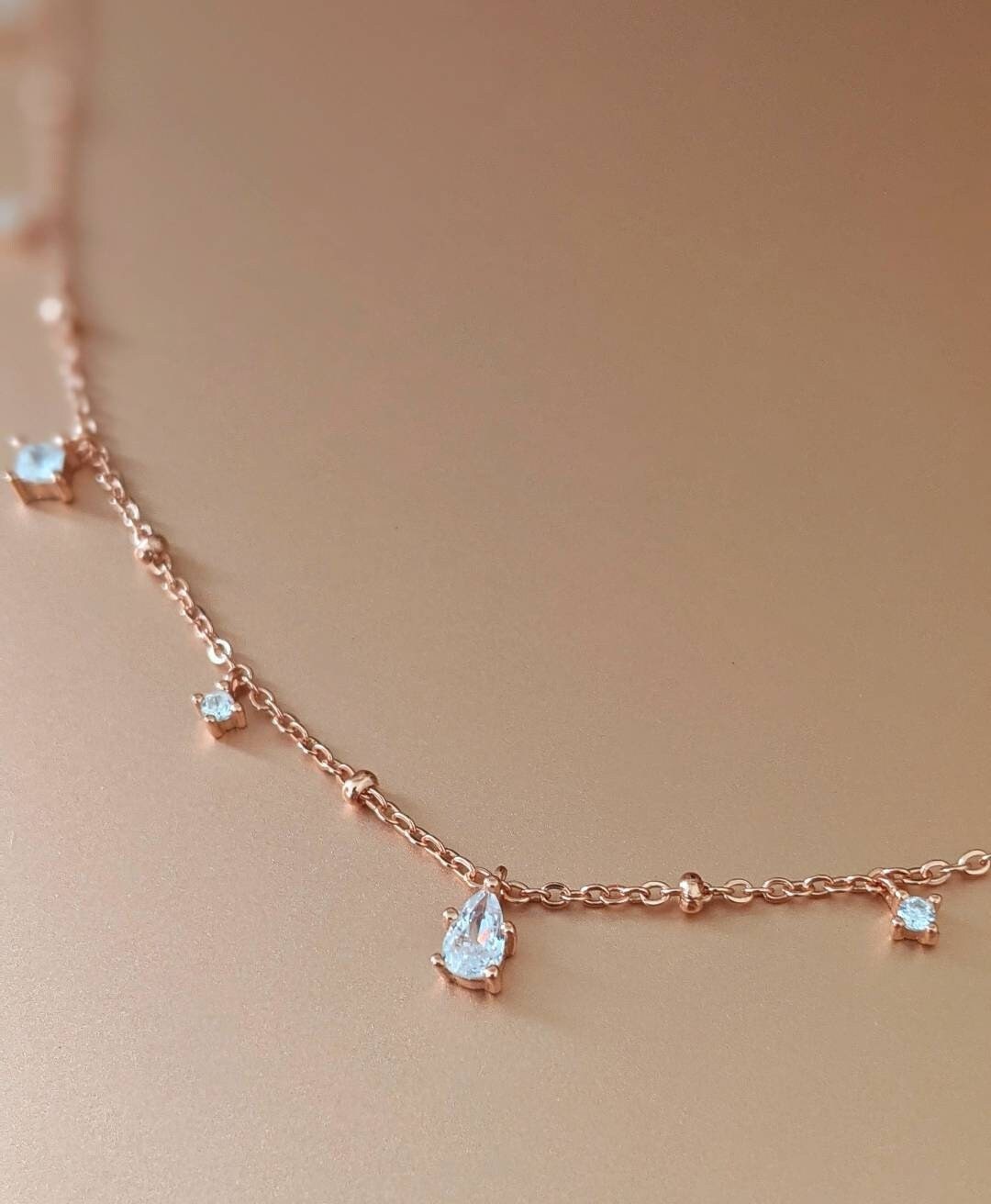 White clear cubic zircon gems jewels in rose gold chain hypoallergenic jewelry