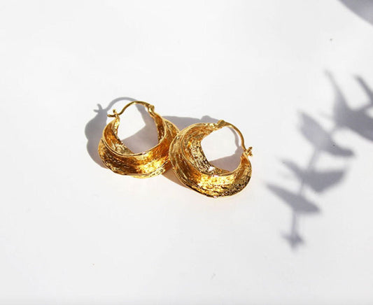 minimalist earrings gold big hoops 