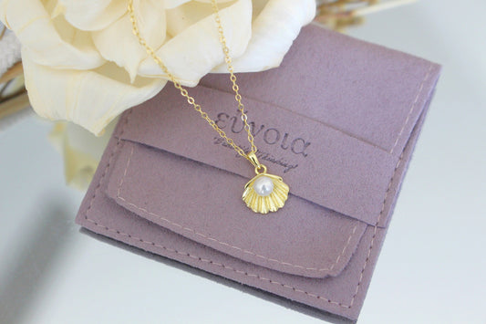 Gold vermeil and pearl mermaid necklace