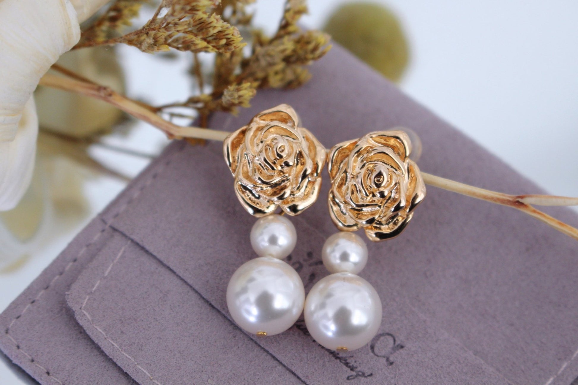 Diva S925 Silver Baroque Earrings w. Golden Rose & Pearls | Vintage InspiredEarrings_Gold_White_back_to_school_christmas