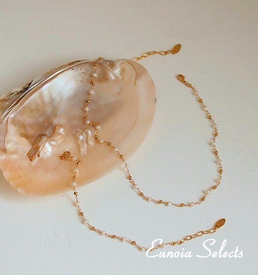 Harper Floating Pearls Chocker, Gold Chain Vintage Beads Necklace | Minimalist ChicNecklaces_Necklace & Bracelet_Gold_aesthetic_necklace_audrey_hepburn