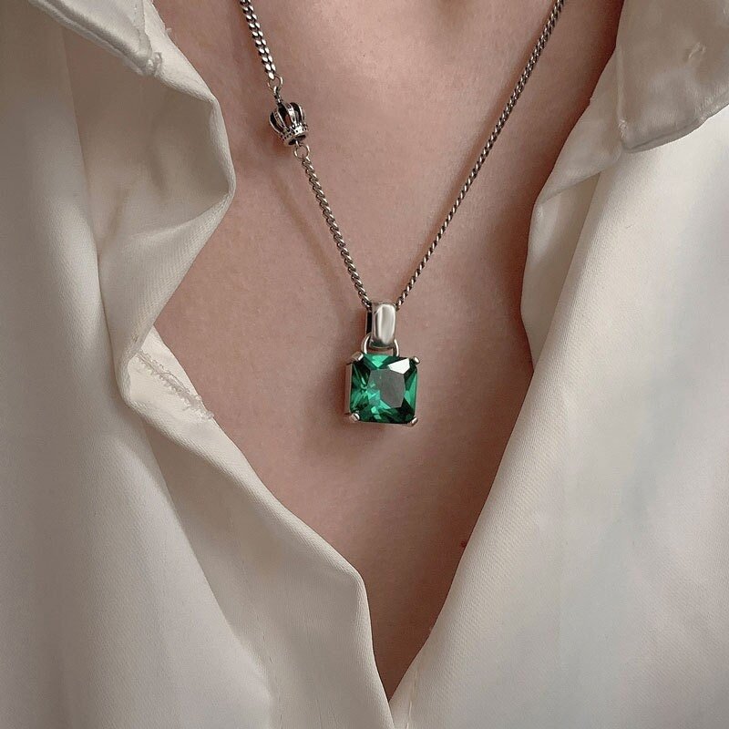 Haven Vintage Emerald Green Pendant Necklace, Regal Crown Charm + Silver 925 Silver ChainNecklaces_Silver_Emerald Green_18k_gold_office_best_friend_daughter