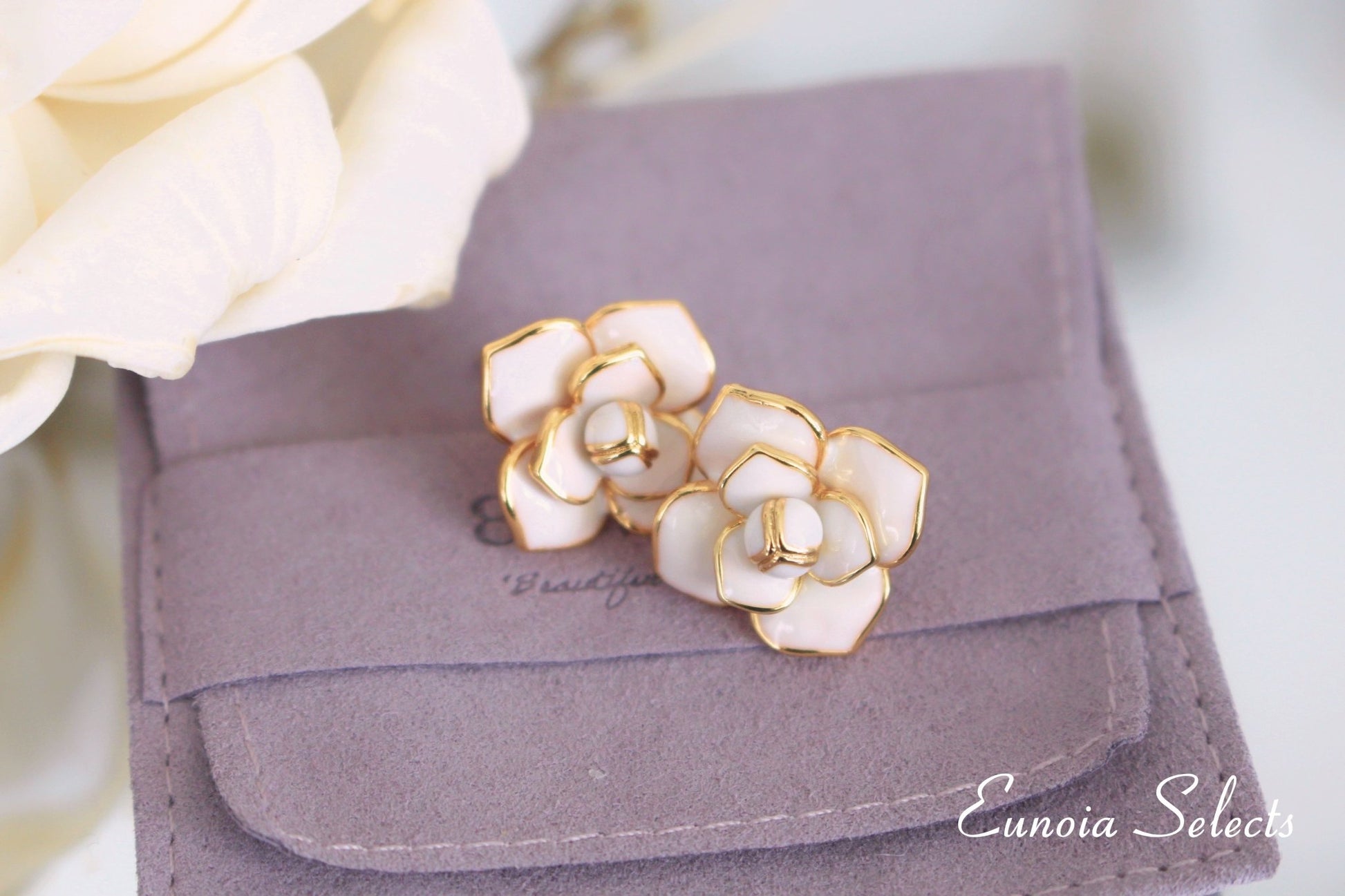 Kelly S925 Silver Earrings, Elegant White & Gold Rose | Vintage InspiredEarrings_Gold_White_elegant_pearl_floral_earrings