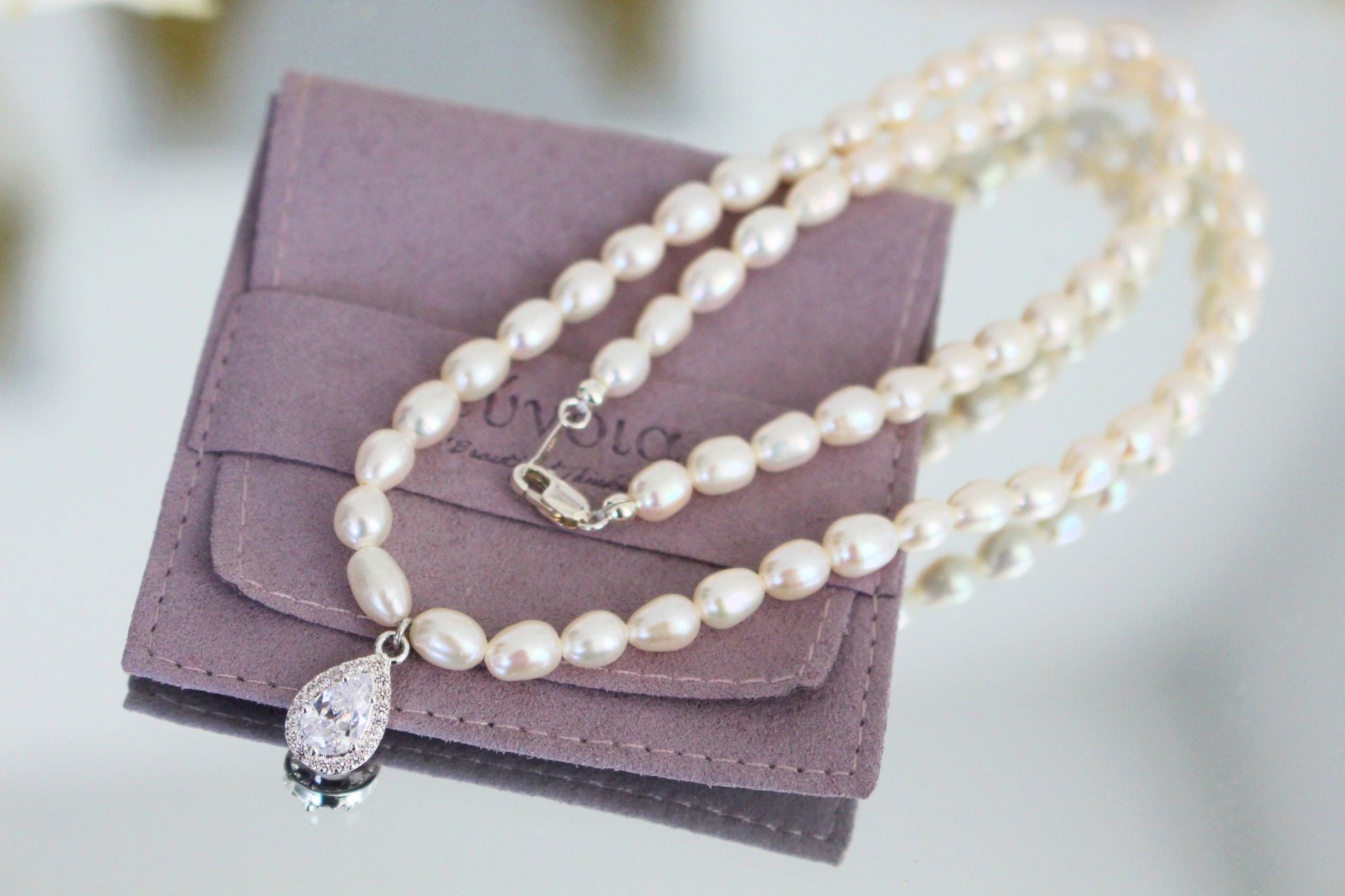 Pearl Chain with Zirconia Gem Pendant | Wedding & PromNecklaces_Pearl White_White_audrey_hepburn_audrey_hepburn_pearl