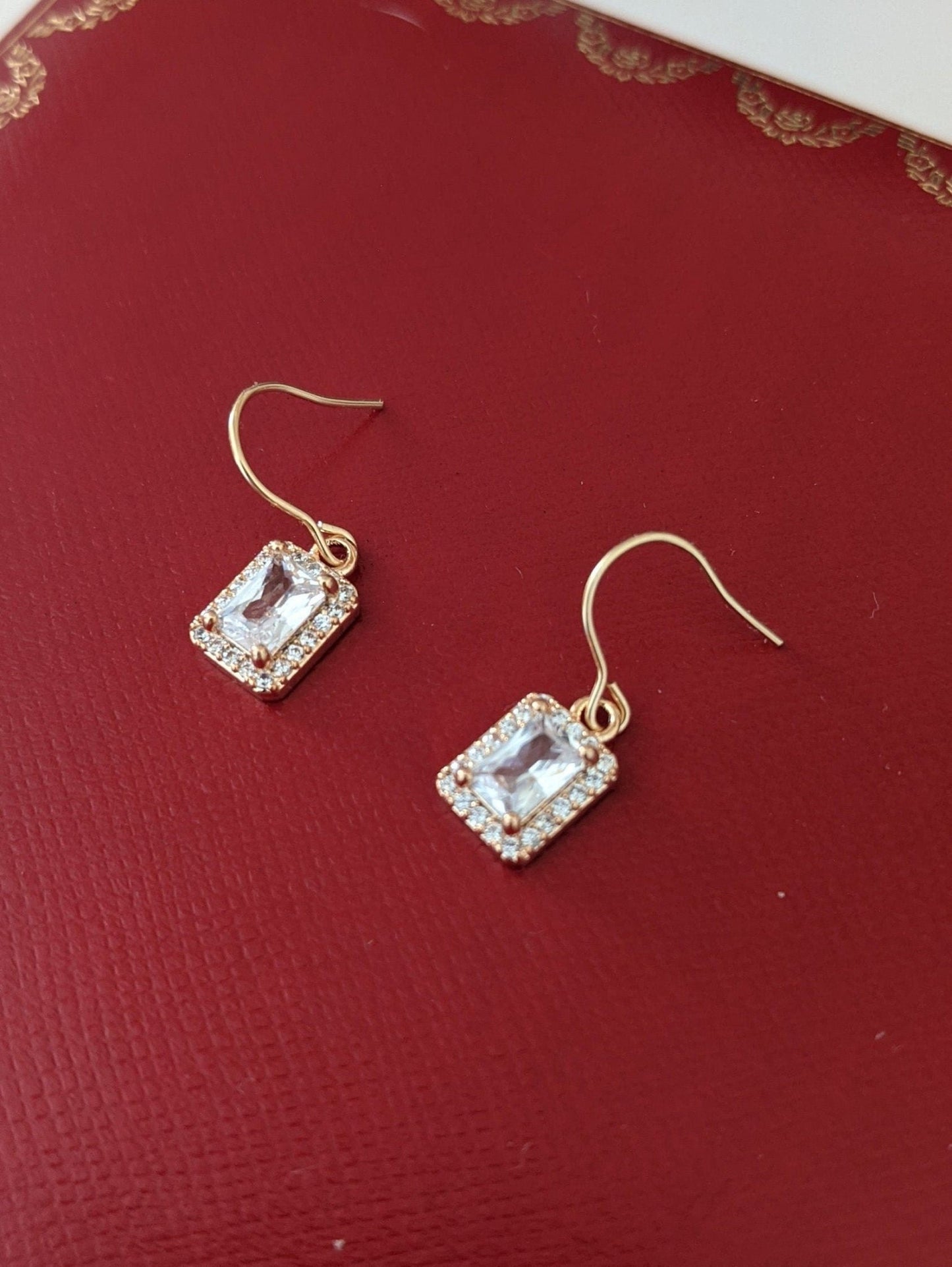 Scarlett 14K Gold Plated Earrings w. White Cubic Zirconia Gems Jewels | Vintage InspiredEarrings_Gold_White_14k Gold_antique_accessory