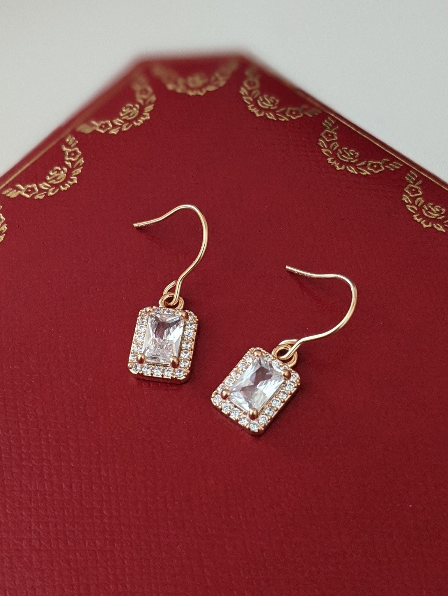 Scarlett 14K Gold Plated Earrings w. White Cubic Zirconia Gems Jewels | Vintage InspiredEarrings_Gold_White_14k Gold_antique_accessory