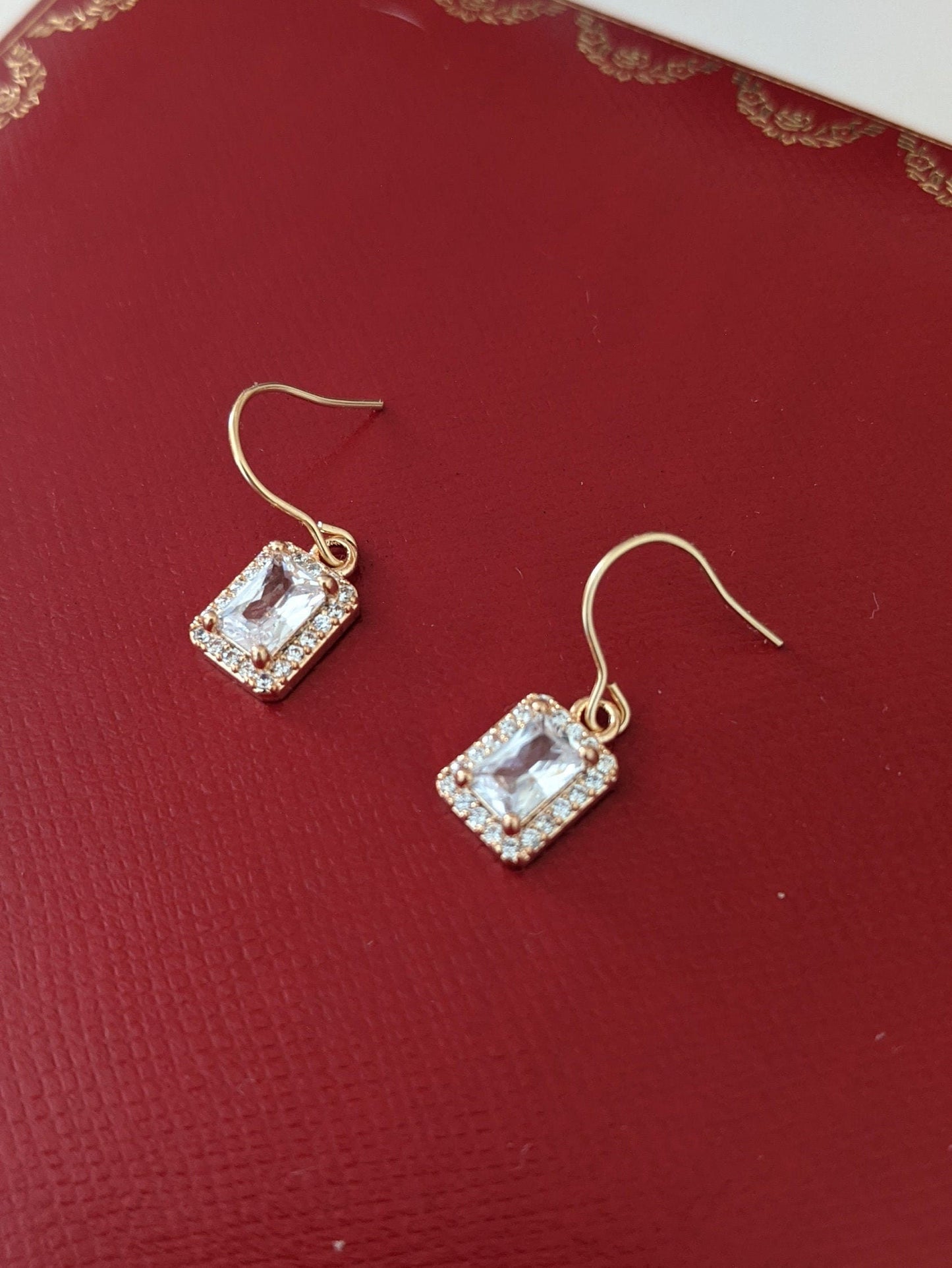 cubic zirconia stud earrings 14k gold square pendant